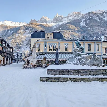Carlton140 Historical In Chamonix, Sleeps 2 - Happy Chamonix